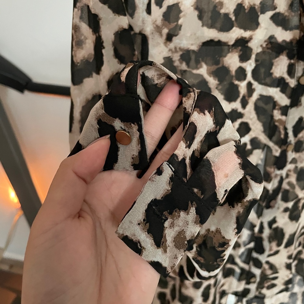 Cheetah Print Blouse - Picture 2 of 4